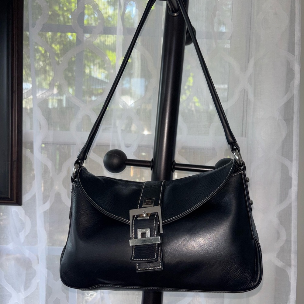 Perlina Black Leather Shoulder Bag with Silver Buckle